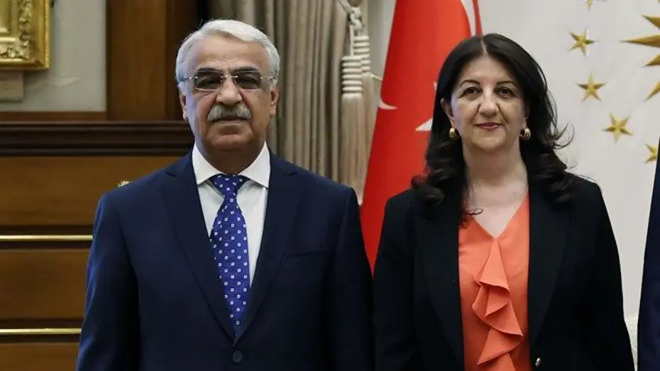 İmralı Heyeti, Cumhurbaşkanı Yardımcısı Yılmaz ile Kritik Görüşme Gerçekleştirdi