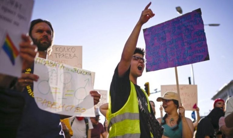 Bulgaristan'da okullarda LGBT propagandası yasaklandı – Son Dakika Dünya Haberleri