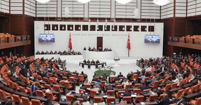 Tekliften “nüfuz ajansı”nın çıkarılmasına karar verildi: Bütçe görüşmelerinin ardından Meclis’e dönmesi bekleniyor – Son Dakika Türkiye Haberleri