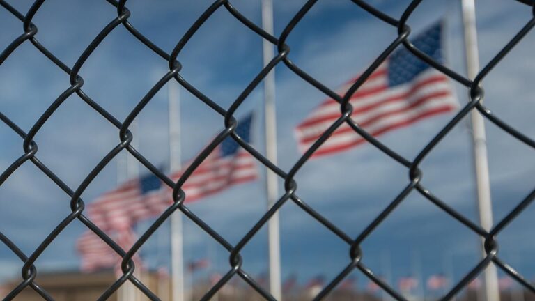 Amerika Birleşik Devletleri Meksika ve Kanada’da yüzde 25 ve Çin’de yüzde 10 başvuracak