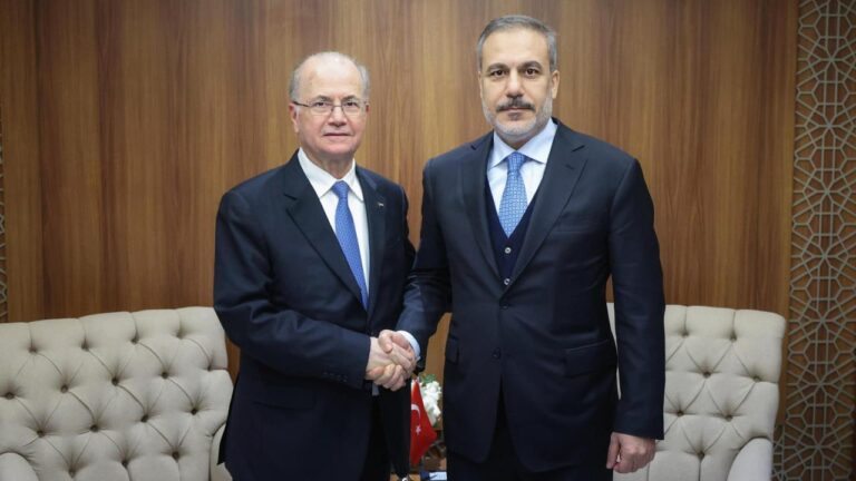 Bakan Fiddan’dan Cidde’de Diplomasi Ticareti