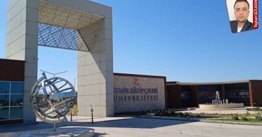 Sendikaların etkinliklerine yer vermeyen İzmir Kâtip Çelebi Üniversitesi Rektörlüğü HÜDAPAR bayrağına sessiz: Ne araştıran var, ne soruşturan – Son Dakika Türkiye Haberleri