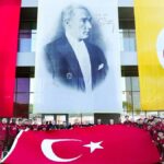 Galatasaray antrenmanında 29 Ekim Cumhuriyet Bayramı kutlaması