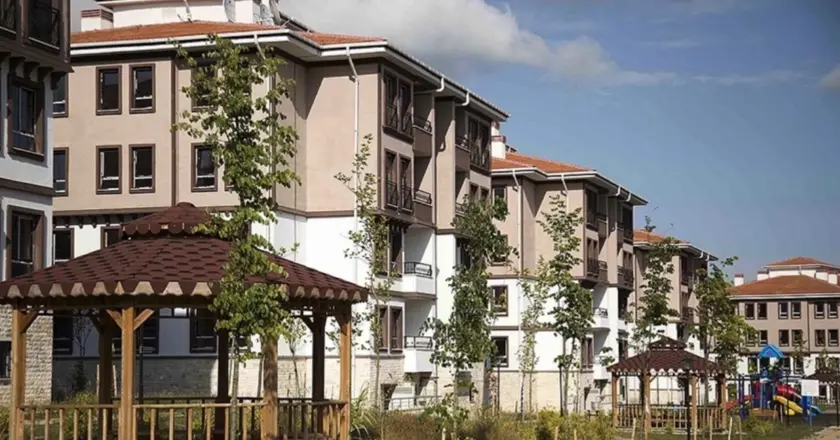 TOKİ çekiliş açıklaması tam olarak ne zaman paylaşılacak ? Toplu Konut İdaresi sosyal konut kurası ne zaman yapılacak, hak sahipleri listesi yakın zamanda ilan edilecek?