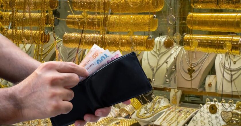 26 Kasım 2025: Altın Fiyatları Ne Kadar? Güncel Gram ve Çeyrek Altın Alış-Satış Değerleri