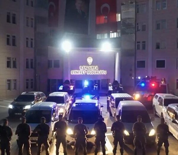 37 ilde FETÖ’ye yönelik geniş çaplı operasyon